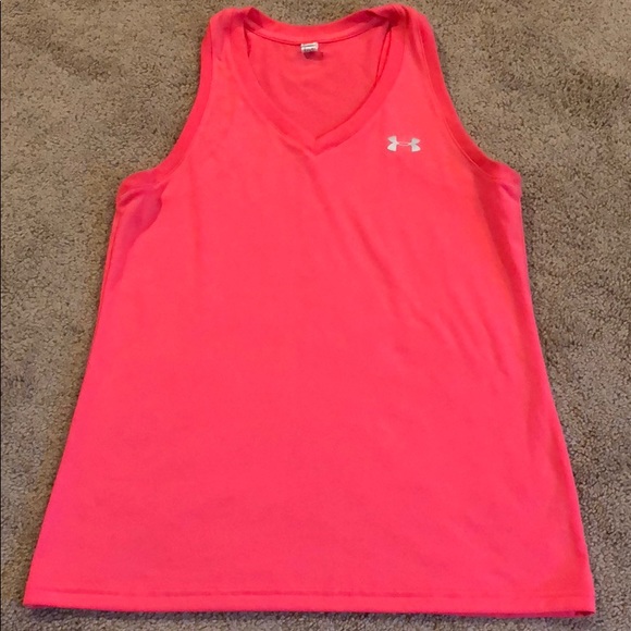 Under Armour Tops - Under Armour tank